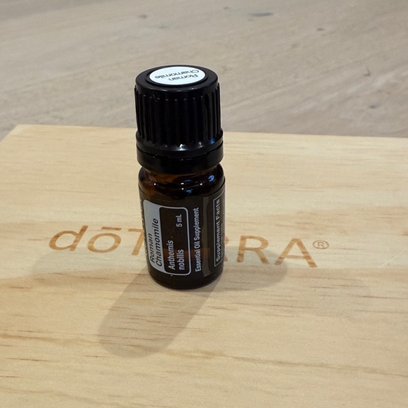 dōTerra Roman Chamomile Essential Oil - Picture 4 of 8